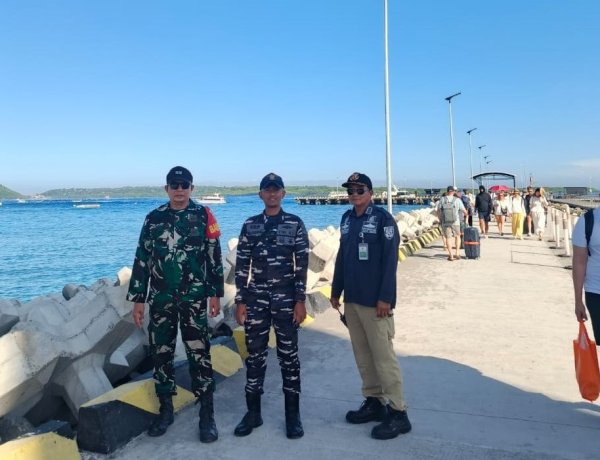 Danramil Nusa Penida Terjunkan Personel Perketat Keamanan di Pelabuhan